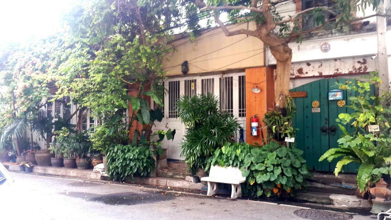 Hotel Cafe De Baan Raow Bangkok Exterior foto